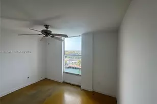 2000 NE 135th St, North Miami, FL 33181 - Photo 6