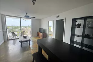 2000 NE 135th St, North Miami, FL 33181 - Photo 2