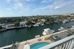 2000 NE 135th St, North Miami, FL 33181 - Photo 1