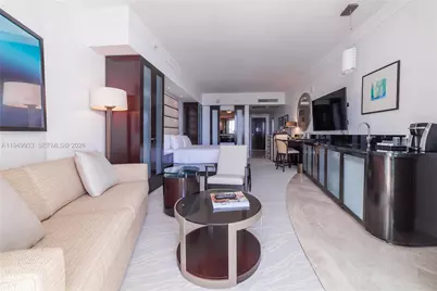 4391 Collins Ave #1914, Miami Beach, FL 33140 - Photo 18