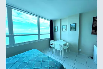 5445 Collins Ave #1425, Miami Beach, FL 33140 - Photo 6