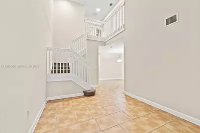 2483 SE 14th St, Homestead, FL 33035 - Photo 4