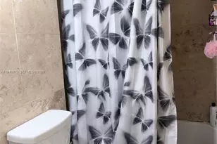 11930 NE 19th Dr, North Miami, FL 33181 - Photo 18