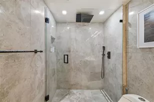 2301 Collins Ave, Miami Beach, FL 33139 - Photo 10