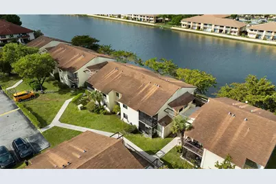 475 NW 210th St #201, Miami Gardens, FL 33169 - Photo 32