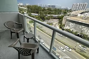19201 Collins Ave, Sunny Isles Beach, FL 33160 - Photo 10