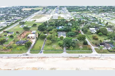 19280 SW 304th St, Homestead, FL 33030 - Photo 1