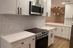 4690 S Fountains Dr S, Lake Worth, FL 33467 - Photo 14