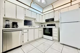 131 SE 3rd Ave, Dania Beach, FL 33004 - Photo 6