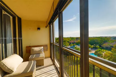 1266 S Military Trl #573, Deerfield Beach, FL 33442 - Photo 8