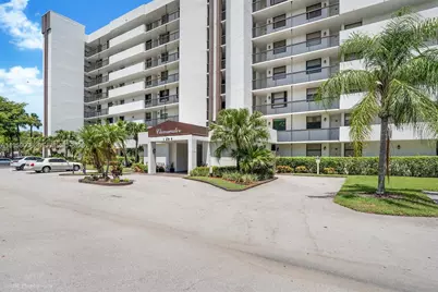1266 S Military Trl #573, Deerfield Beach, FL 33442 - Photo 2