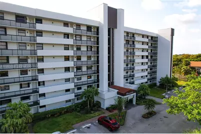 1266 S Military Trl #573, Deerfield Beach, FL 33442 - Photo 4