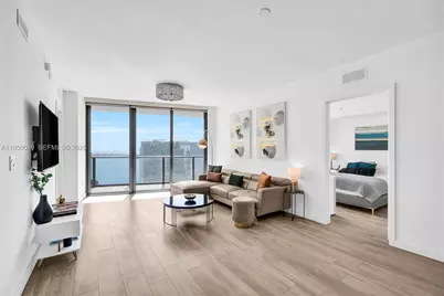 1300 S Miami Ave #4402, Miami, FL 33130 - Photo 2