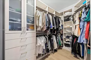 1425 Brickell Ave, Miami, FL 33131 - Photo 22