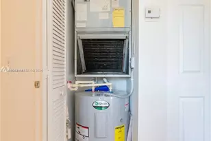 2458 Centergate Dr, Miramar, FL 33025 - Photo 26