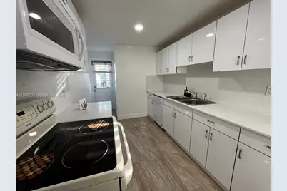 2049 SW 60th Ct #1, Miami, FL 33155 - Photo 10