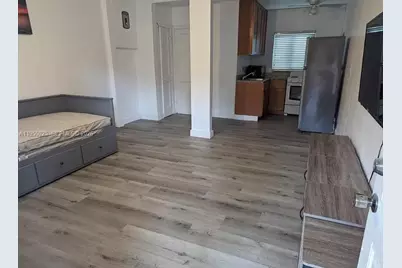 635 SW 16th Ave #3, Miami, FL 33135 - Photo 4
