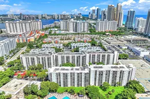 17021 N Bay Rd, Sunny Isles Beach, FL 33160 - Photo 32