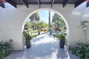 7925 SW 124th St, Pinecrest, FL 33156 - Photo 8