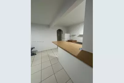635 SW 16th Ave #4, Miami, FL 33135 - Photo 1