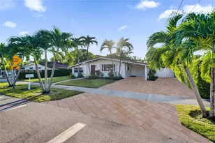 21120 NE 24th Ct, Miami, FL 33180 - Photo 4