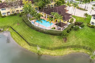 6038 SW 19th Pl, North Lauderdale, FL 33068 - Photo 4