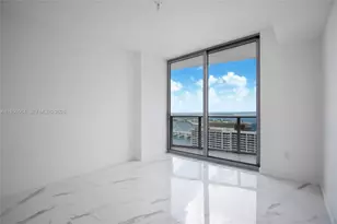 488 NE 18th St, Miami, FL 33132 - Photo 14