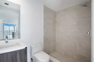 488 NE 18th St, Miami, FL 33132 - Photo 10
