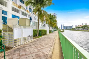 3030 NE 188th St, Aventura, FL 33180 - Photo 24