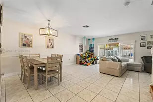 4826 NW 116th Ave, Doral, FL 33178 - Photo 8