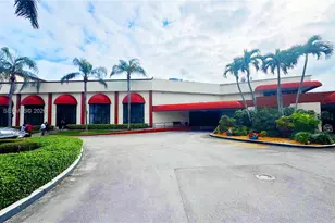 9423 S Hollybrook Lake Dr, Pembroke Pines, FL 33025 - Photo 20