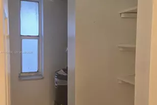 7825 Fairview Dr, Tamarac, FL 33321 - Photo 4