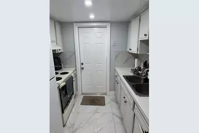 1825 Cleveland St #15, Hollywood, FL 33020 - Photo 8