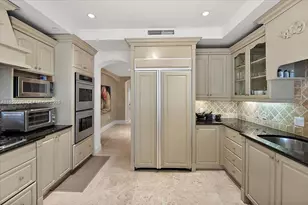 3471 Main Hwy, Miami, FL 33133 - Photo 14