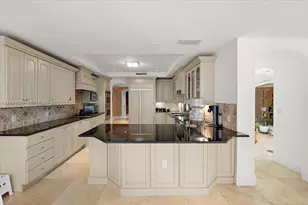 3471 Main Hwy, Miami, FL 33133 - Photo 12