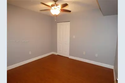 2810 N Oakland Forest Dr #204, Oakland Park, FL 33309 - Photo 8