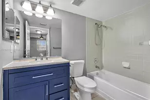2881 N Oakland Forest Dr, Oakland Park, FL 33309 - Photo 30