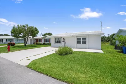 142 NW 10th Ct #147, Boynton Beach, FL 33426 - Photo 2