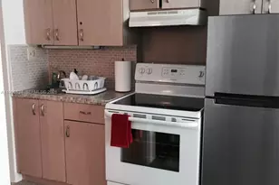 19201 Collins Ave, Sunny Isles Beach, FL 33160 - Photo 4