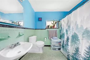 2600 SW 2nd St, Miami, FL 33135 - Photo 6