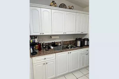 2815 W 76th St #202-17, Hialeah, FL 33018 - Photo 4