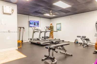 351 Cambridge Rd #107, Hollywood, FL 33024 - Photo 30