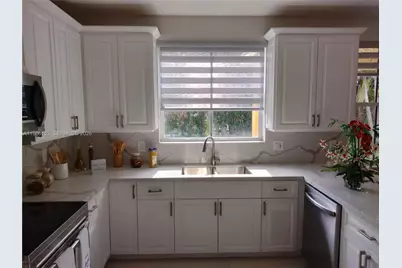 1249 Allamanda Way, Weston, FL 33327 - Photo 12