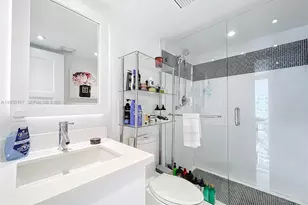 600 NE 36th St, Miami, FL 33137 - Photo 30