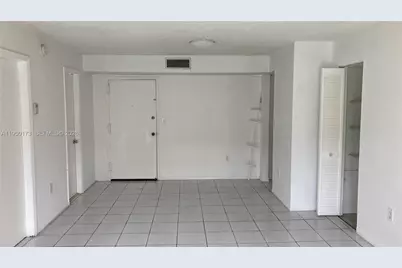 4719 NW 7th Street #207-11, Miami, FL 33126 - Photo 2