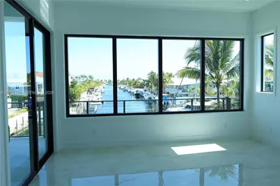 258 Caribbean Dr, Key Largo, FL 33037 - Photo 22