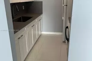 2350 NE 135th St, North Miami, FL 33181 - Photo 2