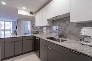 5701 Collins Ave, Miami Beach, FL 33140 - Photo 10