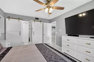 13100 SW 11th Ct, Pembroke Pines, FL 33027 - Photo 28