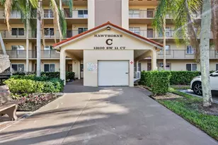 13100 SW 11th Ct, Pembroke Pines, FL 33027 - Photo 2